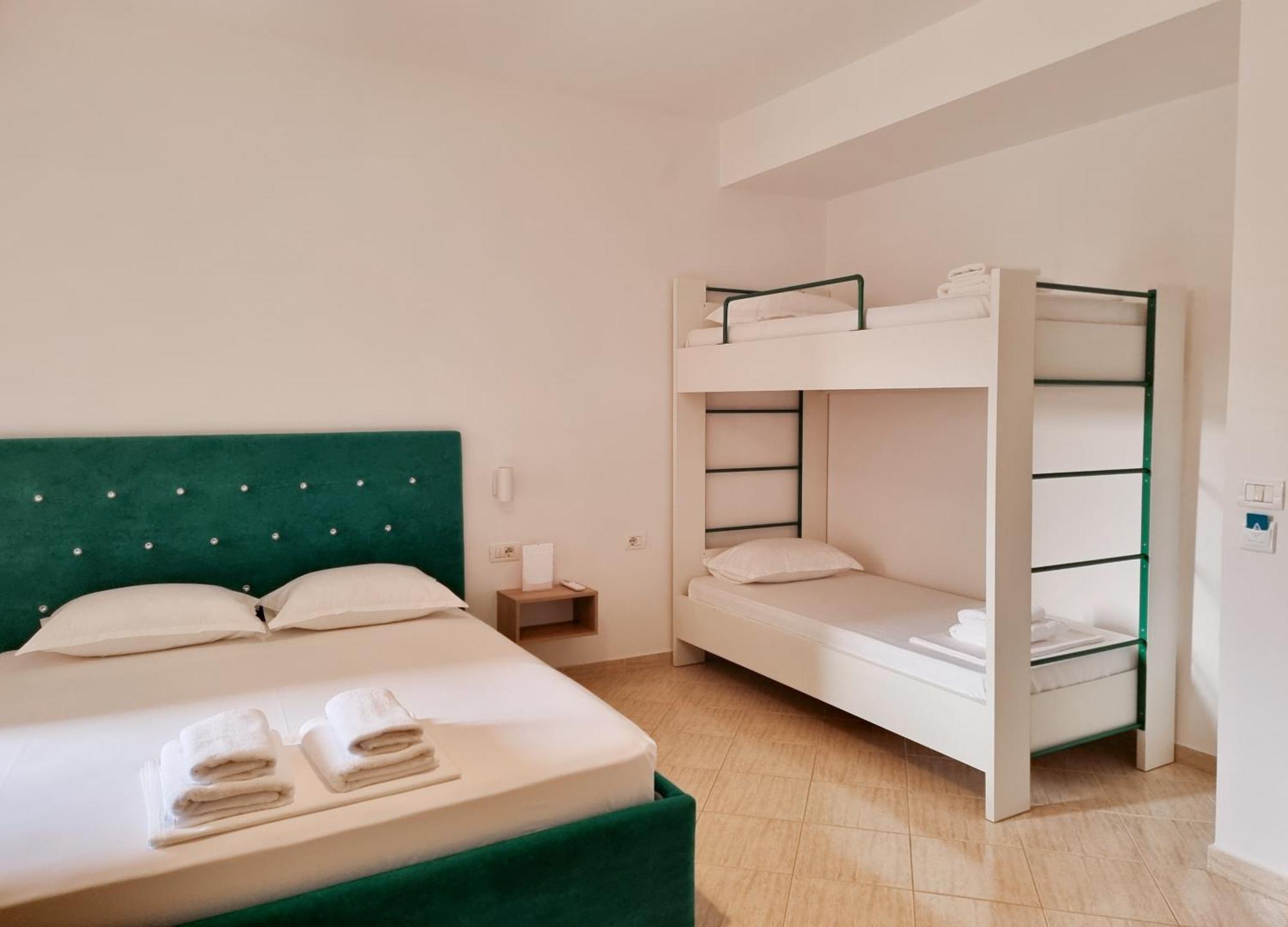 Arte Apartment Саранда Екстер'єр фото