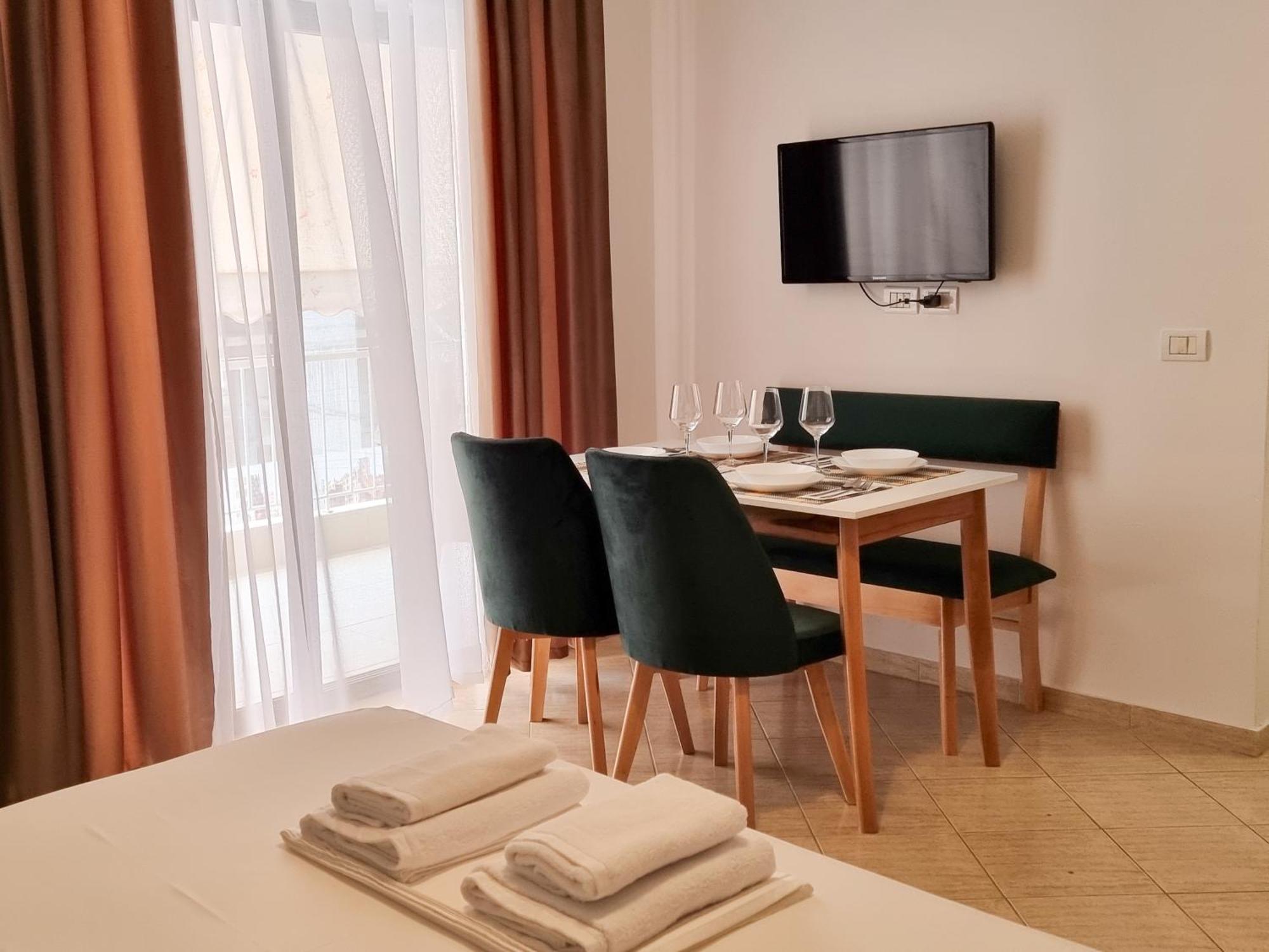 Arte Apartment Саранда Екстер'єр фото